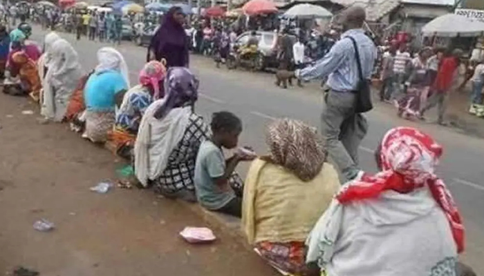 Economy palava: Lagos street beggars turn to hawking, as almsgiving drops