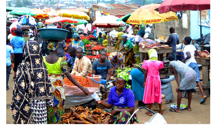 Christmas shoppers condemn naira scarcity, ATMs dry up