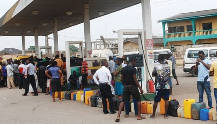 Gridlock as fuel queues resurface in Lagos